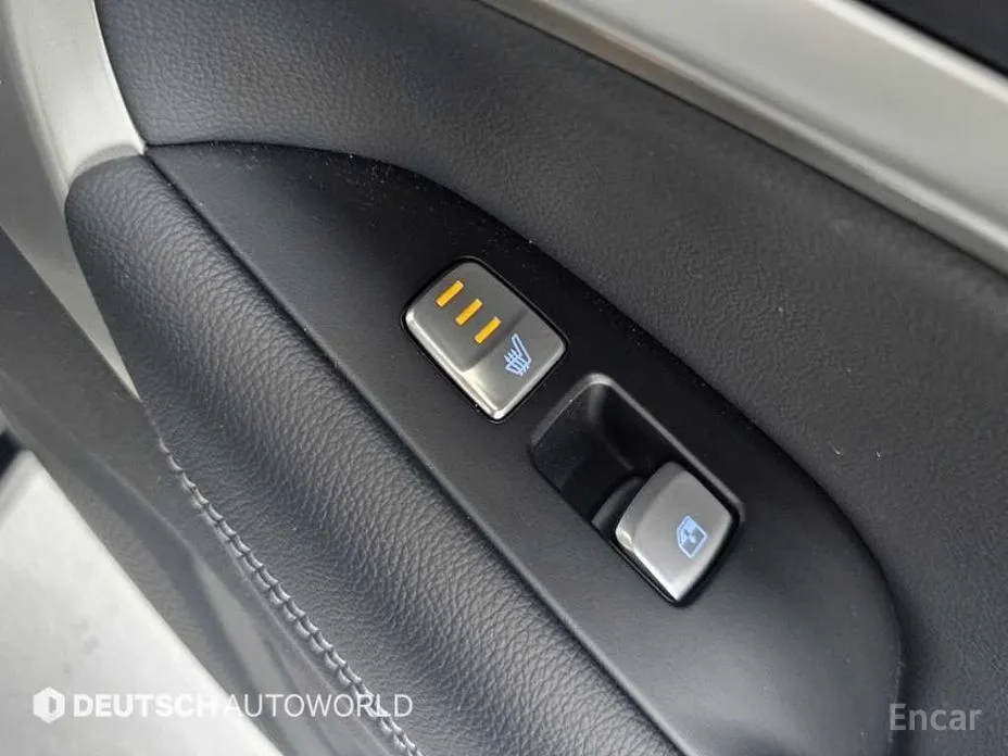 Genesis G70 2020 Gasoline 2.5T 2WD