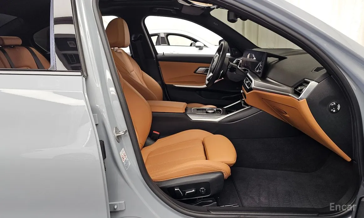 BMW 3 Series 2019 320i M Sport