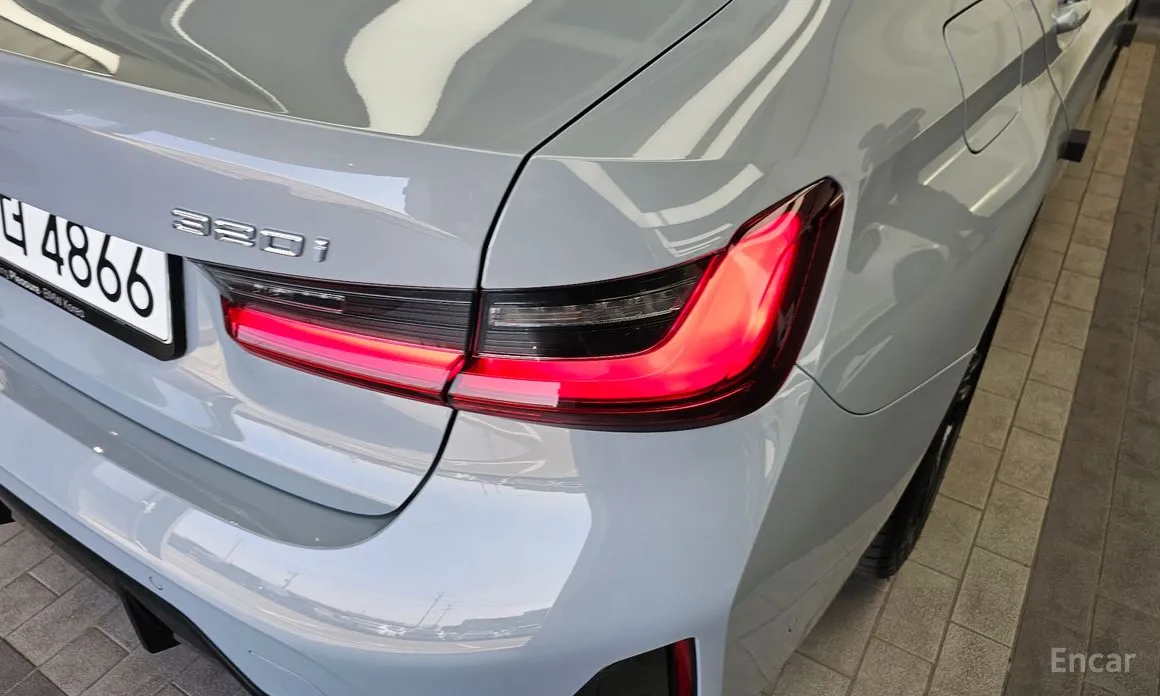 BMW 3 Series 2019 320i M Sport