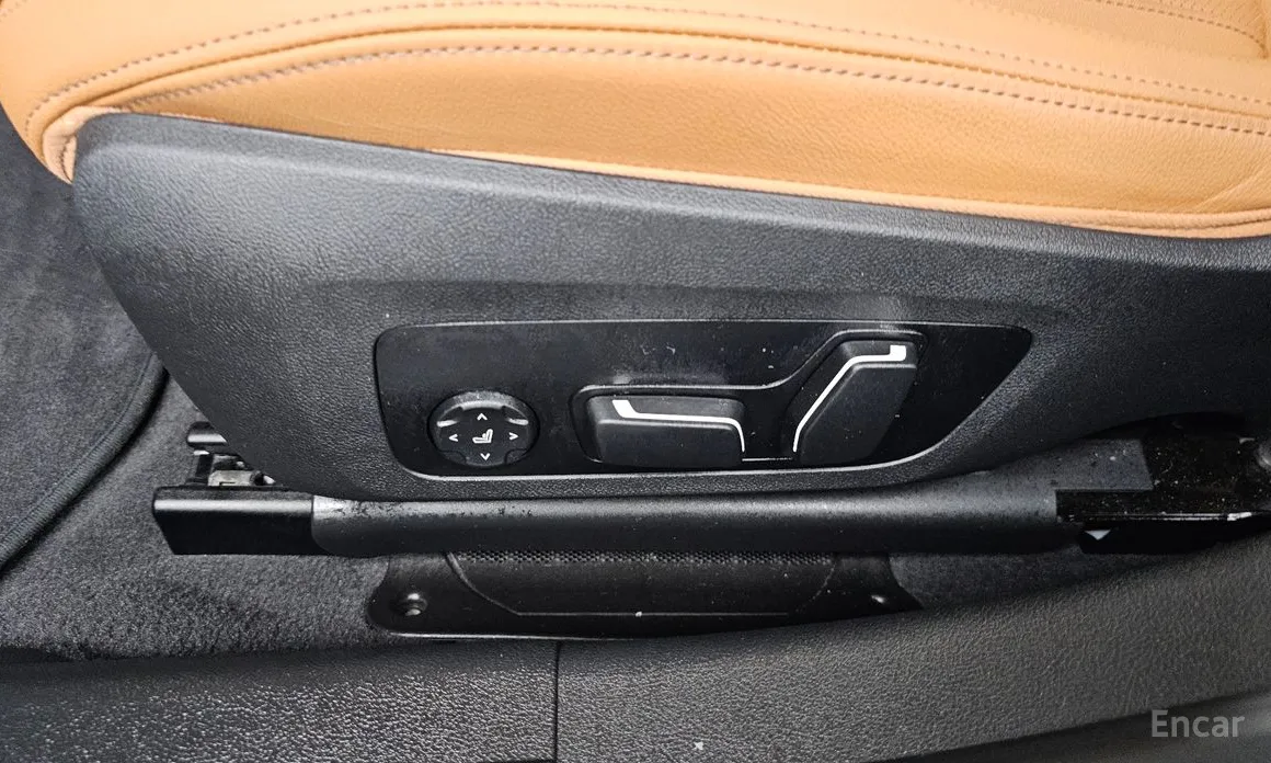 BMW 3 Series 2019 320i M Sport