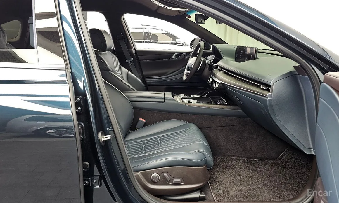 Фото 11 - Genesis G80