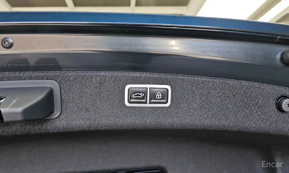 Фото 30 - Genesis G80
