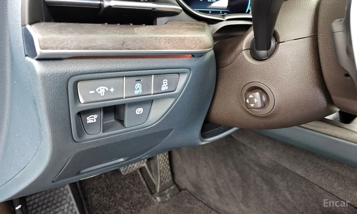 Фото 31 - Genesis G80