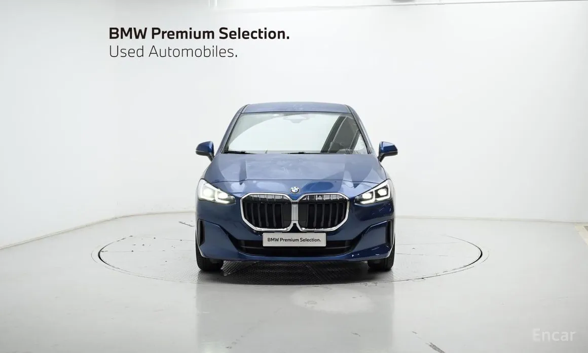 BMW 2 Series 2022 220i Advantage