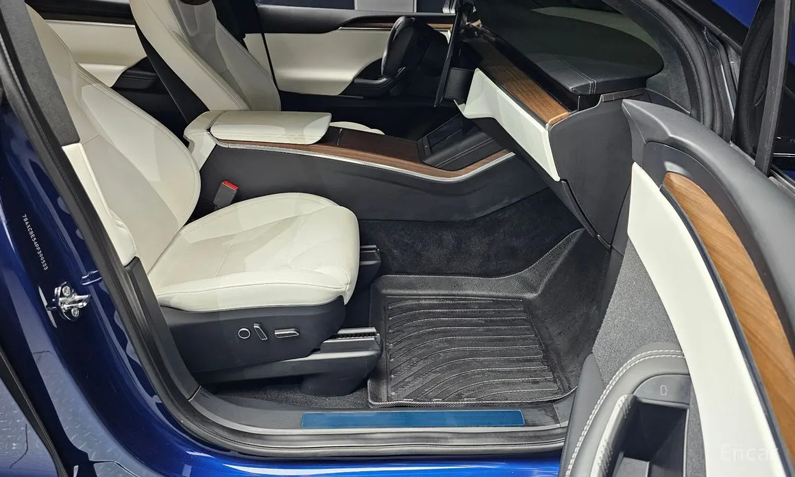 Фото 26 - Tesla Model X