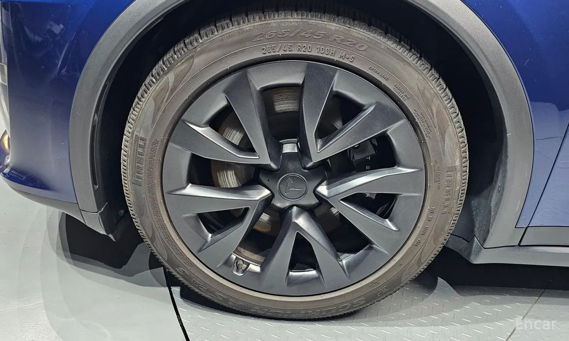 Фото 5 - Tesla Model X