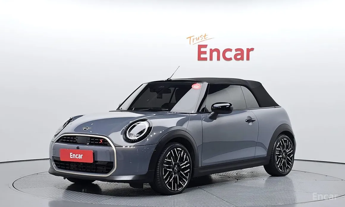 Mini Cooper Convertible 2025 Favoured