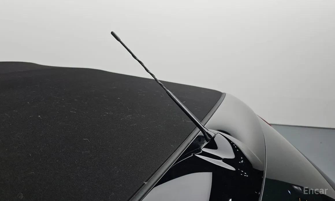 Mini Cooper Convertible 2025 Favoured
