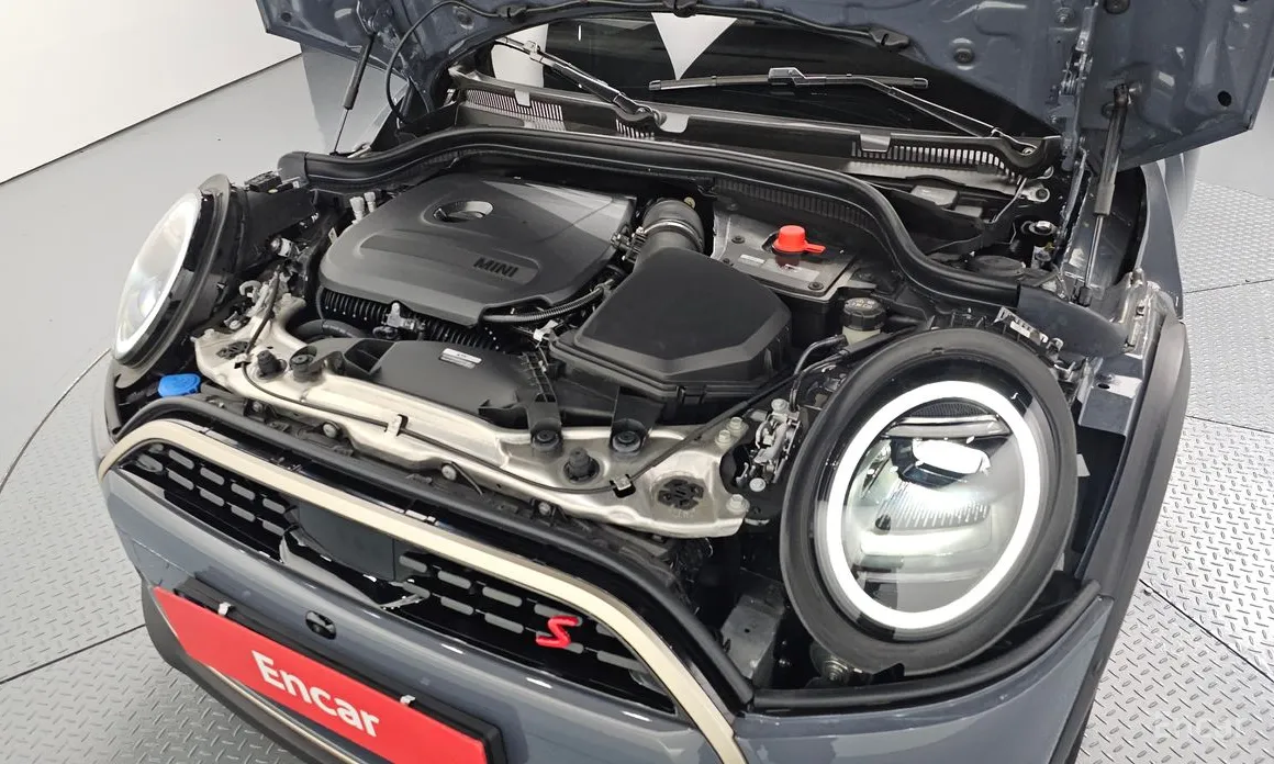 Mini Cooper Convertible 2025 Favoured