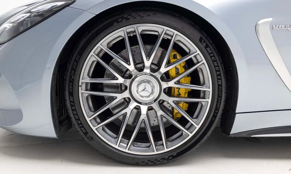 2025 Mercedes-Benz AMG GT