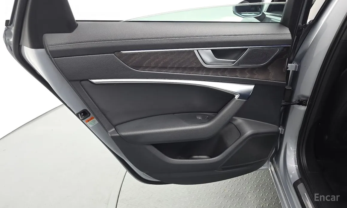 Audi A6 2019 45 TFSI Quattro Premium