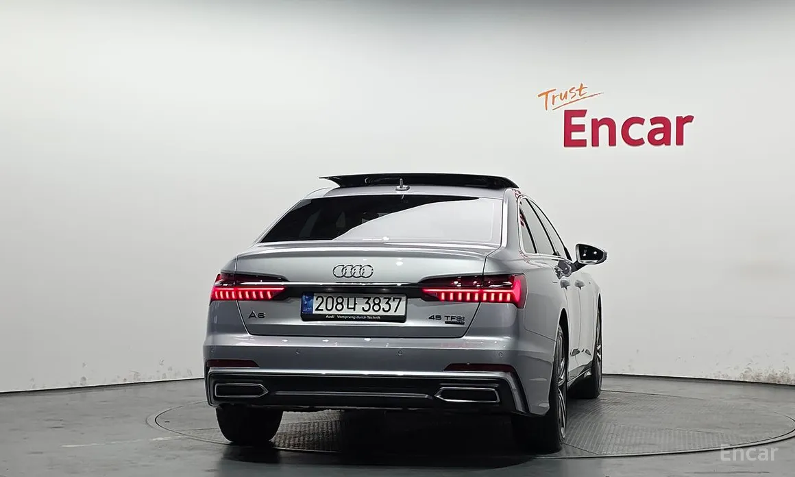Audi A6 2019 45 TFSI Quattro Premium
