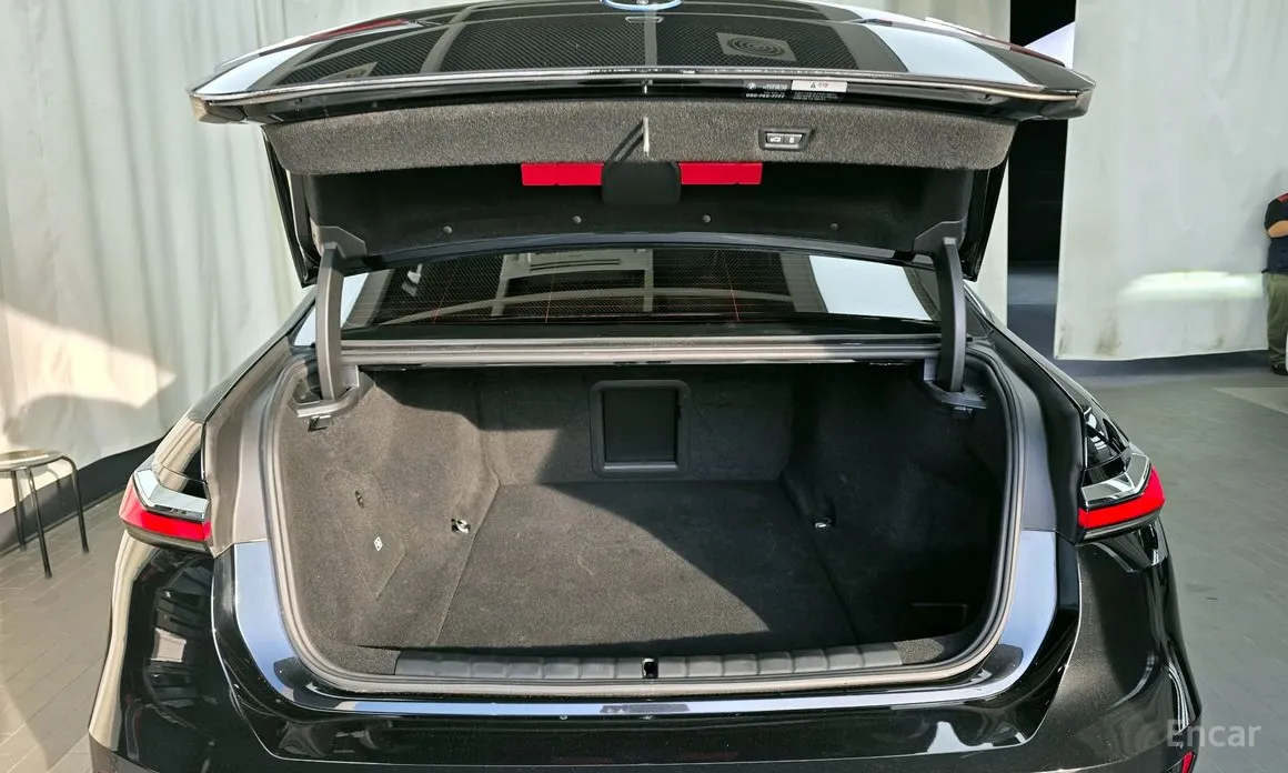 BMW i7 2022 eDrive 50 M Sport