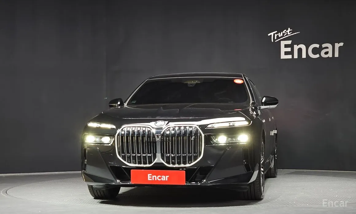 BMW i7 2022 eDrive 50 M Sport