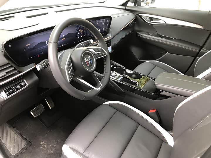 Фото 6 - Buick Envision Plus