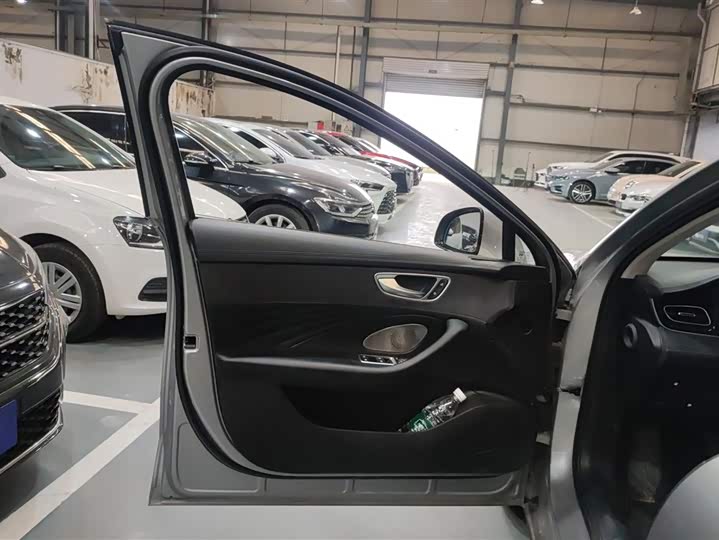 Photo 7 - Roewe D7