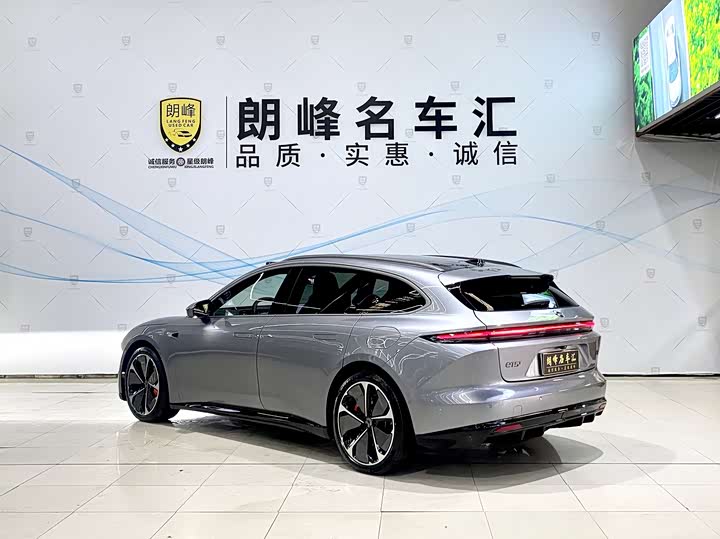 Фото 4 - Nio ET5T