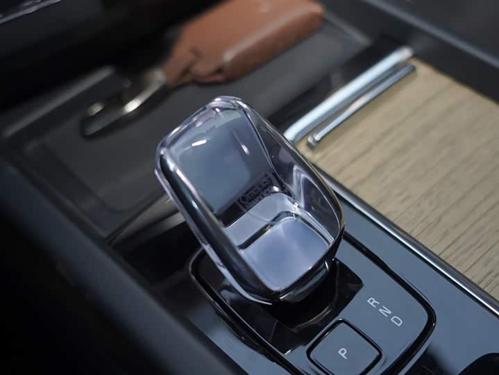 Volvo XC60 2026 2026款 B5 四驱智远豪华版