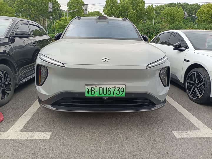 Фото 2 - Nio ES6