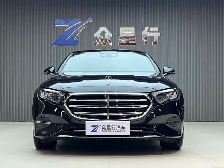 Photo 3 - Mercedes-Benz E-Class Hybrid