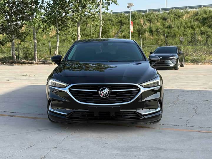 Фото 2 - Buick LaCrosse