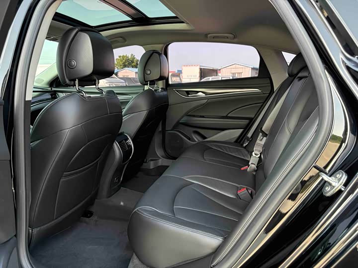 Фото 5 - Buick LaCrosse