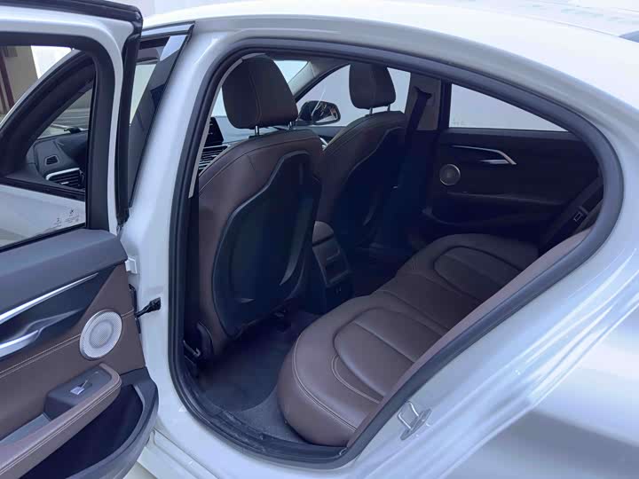 Фото 8 - BMW 1 Series