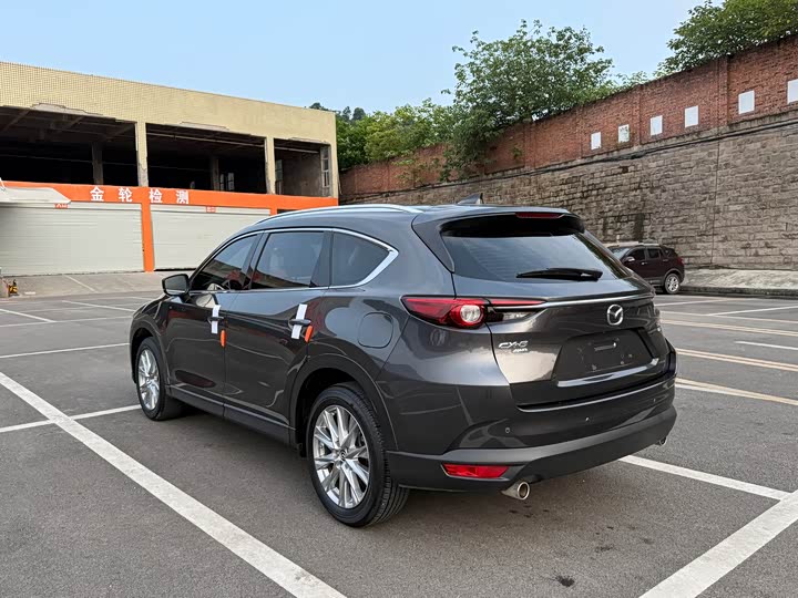 Photo 7 - Mazda CX-8