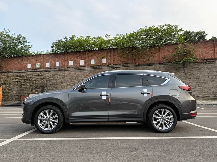 Photo 8 - Mazda CX-8
