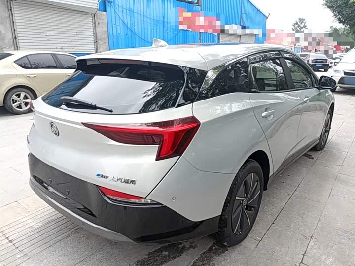 Zdjęcie 7 - Buick Velite 6