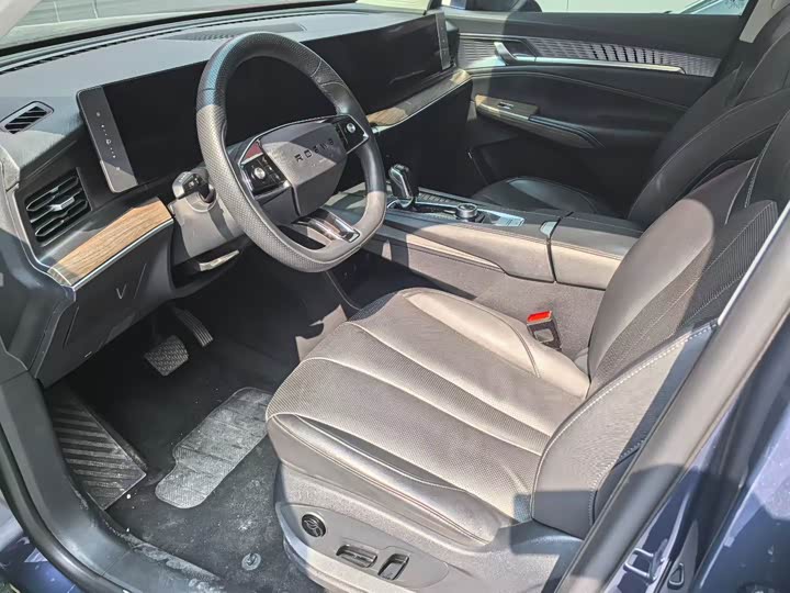 2023 Roewe RX9