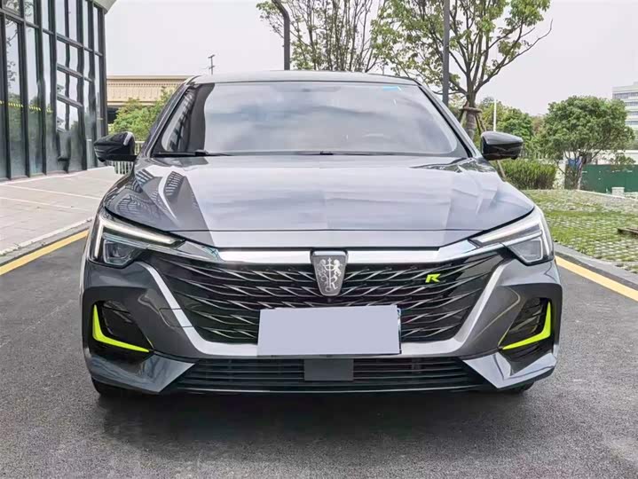 Фото 2 - Roewe i6 Max