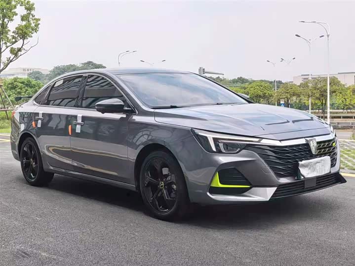 Фото 3 - Roewe i6 Max