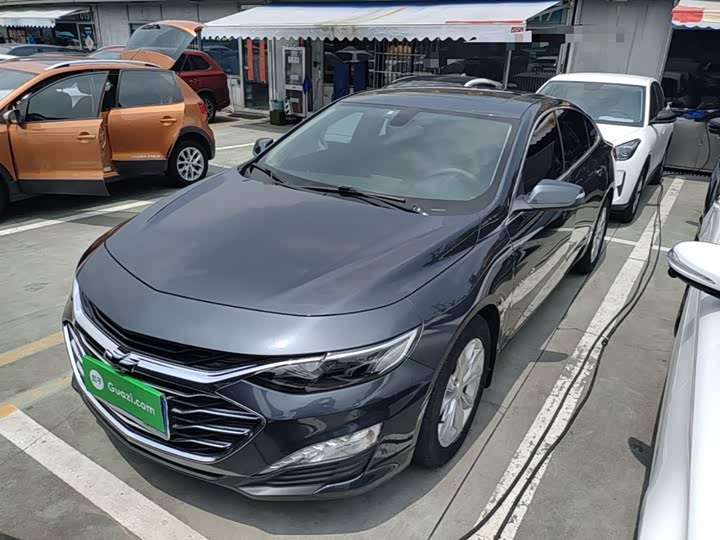 Zdjęcie 2 - Chevrolet Malibu XL