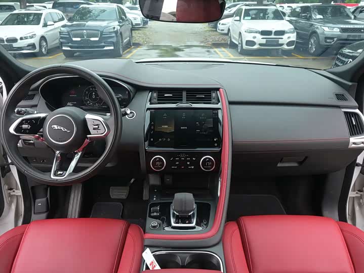 Jaguar E-Pace 2024 2024款 耀黑运动版 R-DYNAMIC SE BLACK