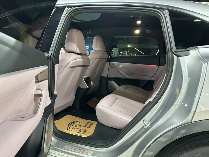 Фото 6 - Nio Onvo L60