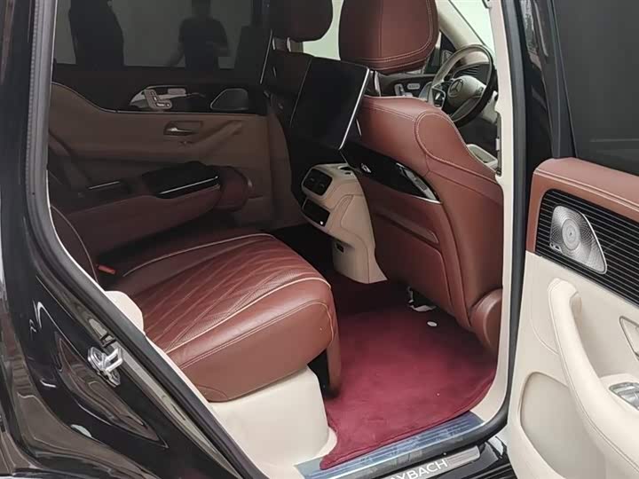 Фото 8 - Mercedes-Benz Maybach GLS