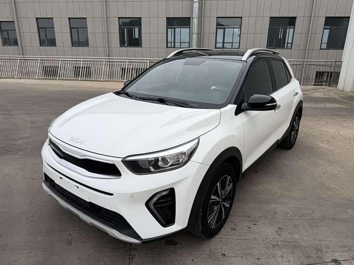 Kia KX1 2021 2021款 1.4L CVT趣享天窗款
