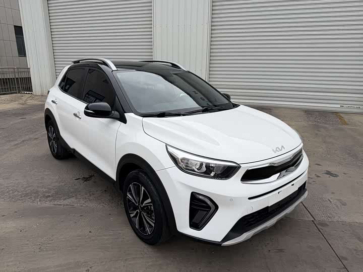Kia KX1 2021 2021款 1.4L CVT趣享天窗款