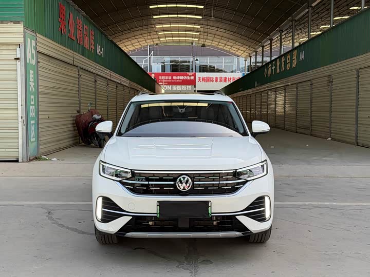 2023 Volkswagen Tayron GTE Hybrid