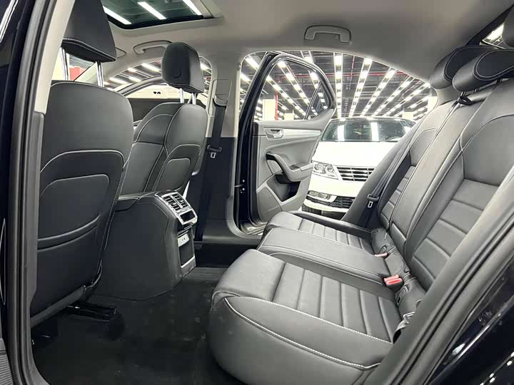 Skoda Superb 2024 2024款 TSI280 DSG尊享版