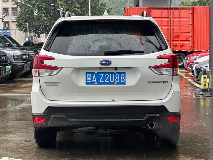 Фото 6 - Subaru Forester