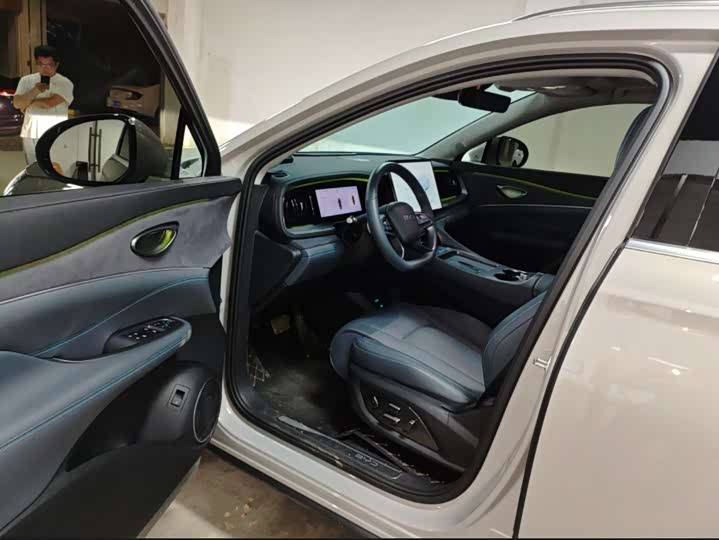 BYD Sea Lion 07 DM-i Hybrid 2025 2025款 150 领航+版