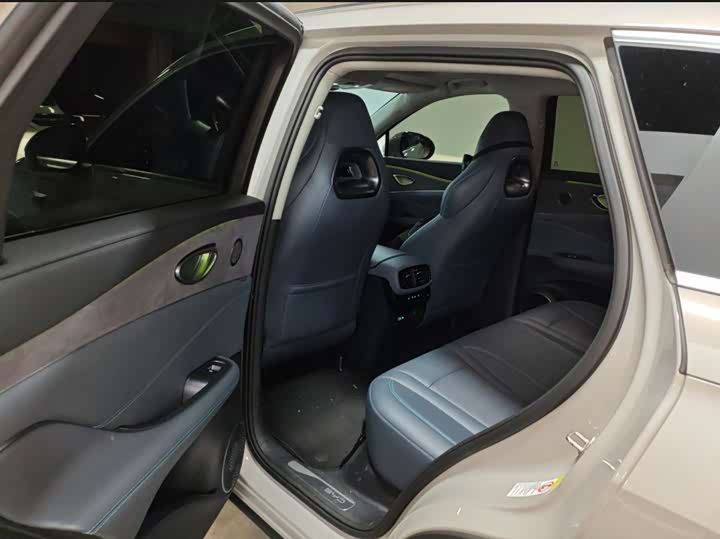 BYD Sea Lion 07 DM-i Hybrid 2025 2025款 150 领航+版