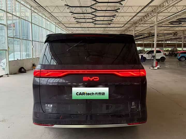 BYD Xia 2025 2025款 DM-i 1.5T 180km 卓越型