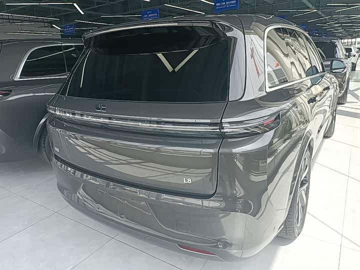 Фото 7 - LiXiang L8