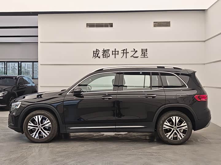 Mercedes-Benz GLB-Class 2024 2024款 GLB 220 动感型