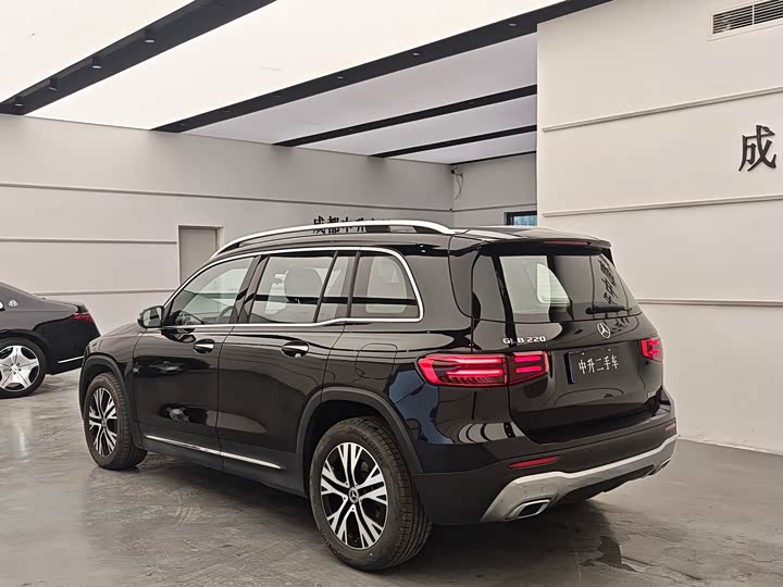 Mercedes-Benz GLB-Class 2024 2024款 GLB 220 动感型