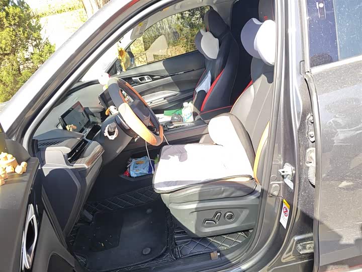 Фото 8 - Changan Oshan Z6