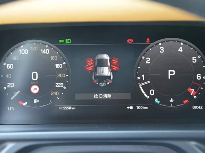 Фото 12 - Land Rover Defender